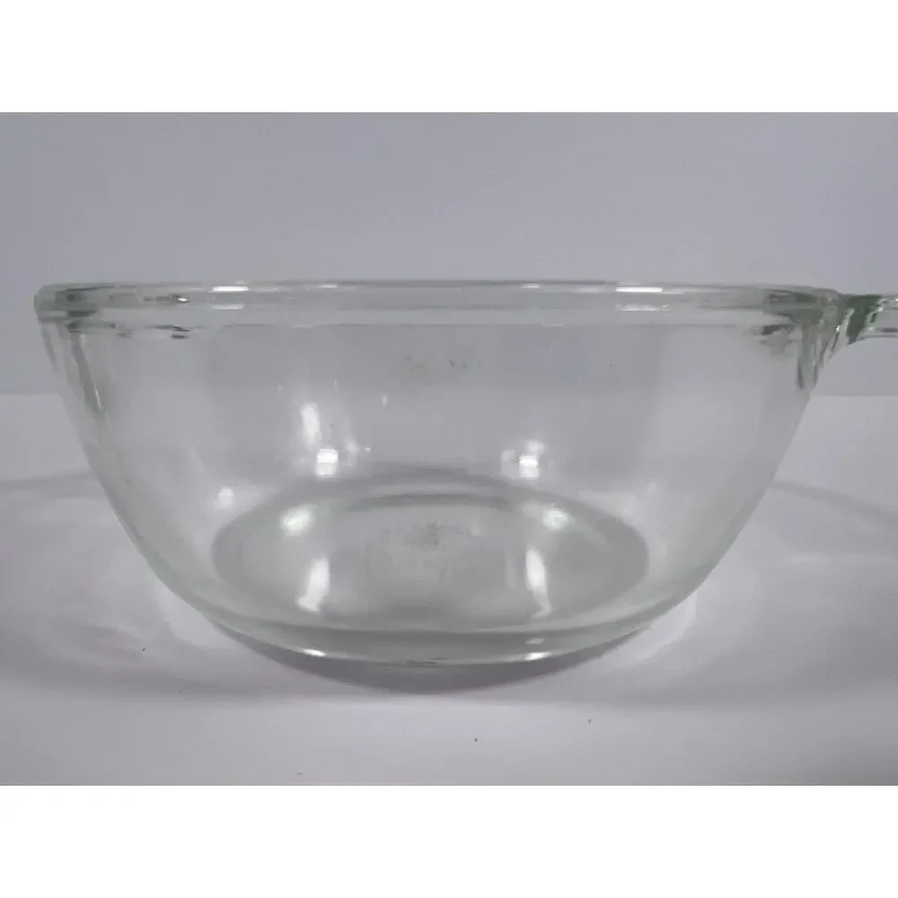 Set of 2 Vintage Pyrex 10 oz Custard Cups with Lids #680 Clear Glass Bowls